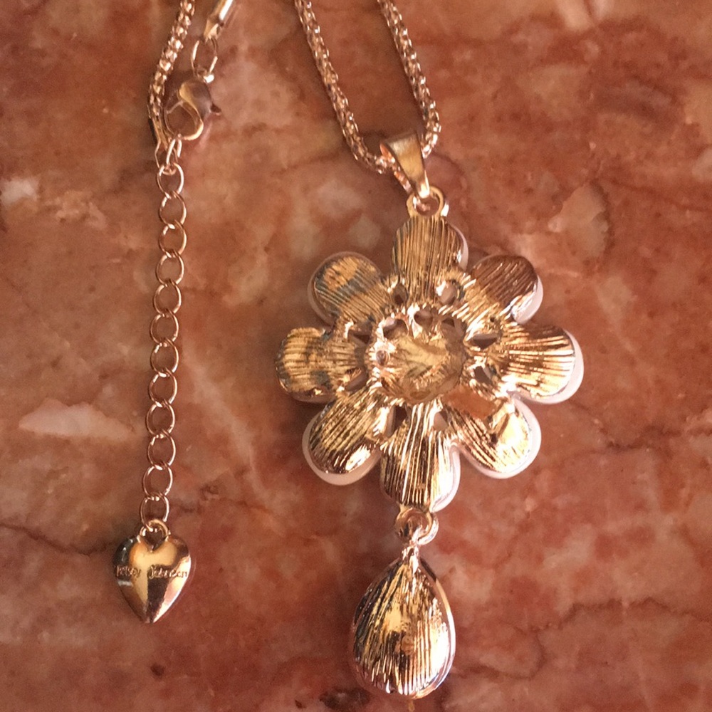 Opal Flower*Drop Crystal Necklace - Picture 6 of 13